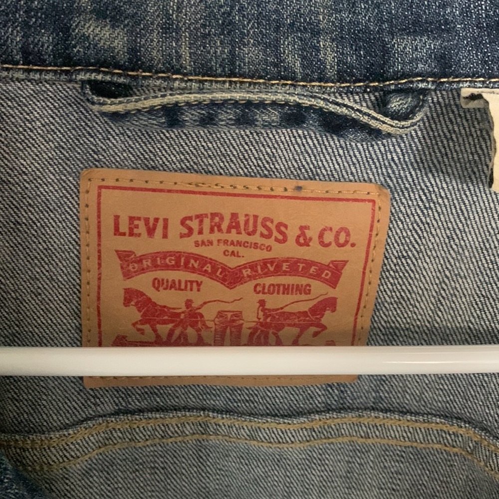Levi Denim Jacket. - image 3